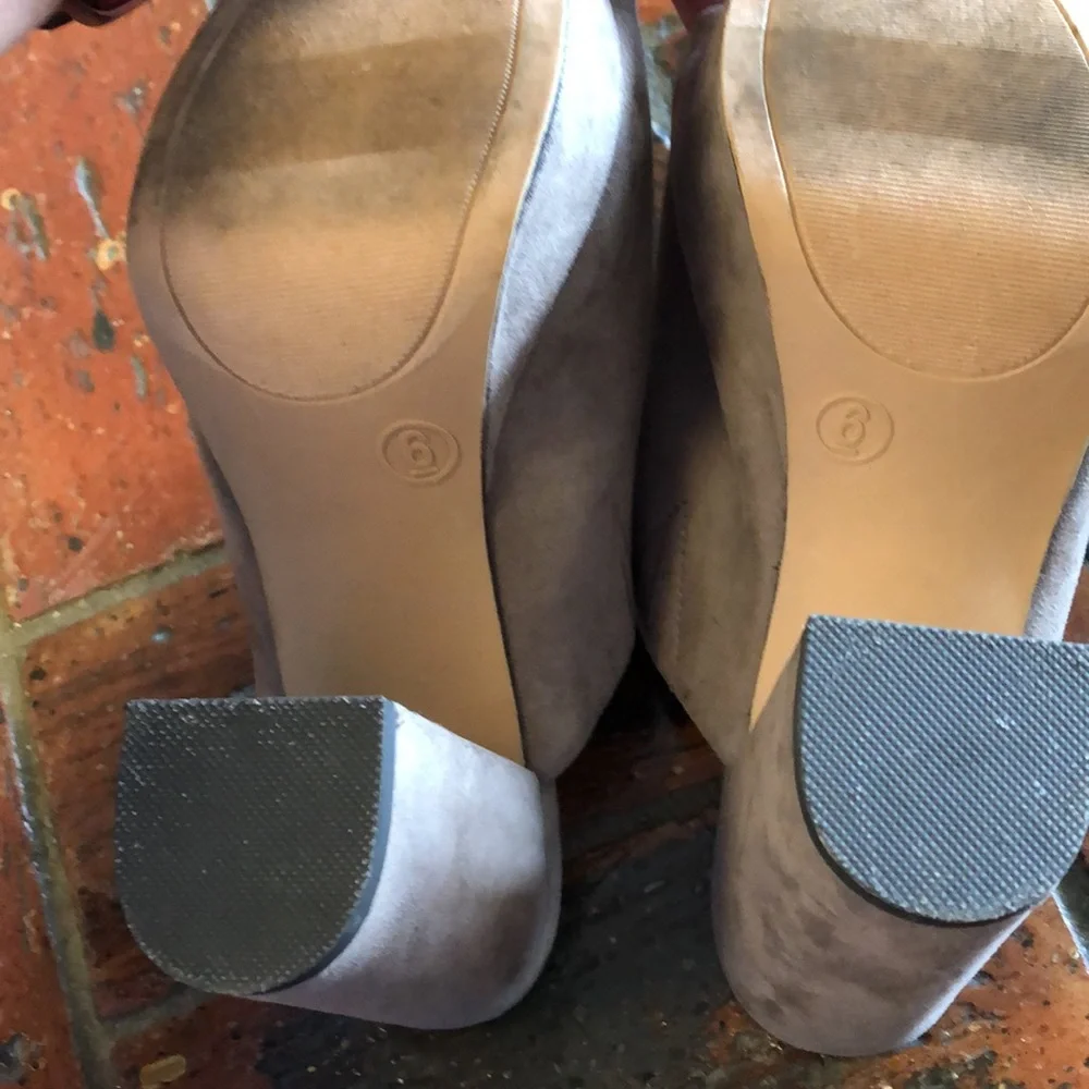 Mossimo Supply Co. Tan Mules - Picture 5 of 8